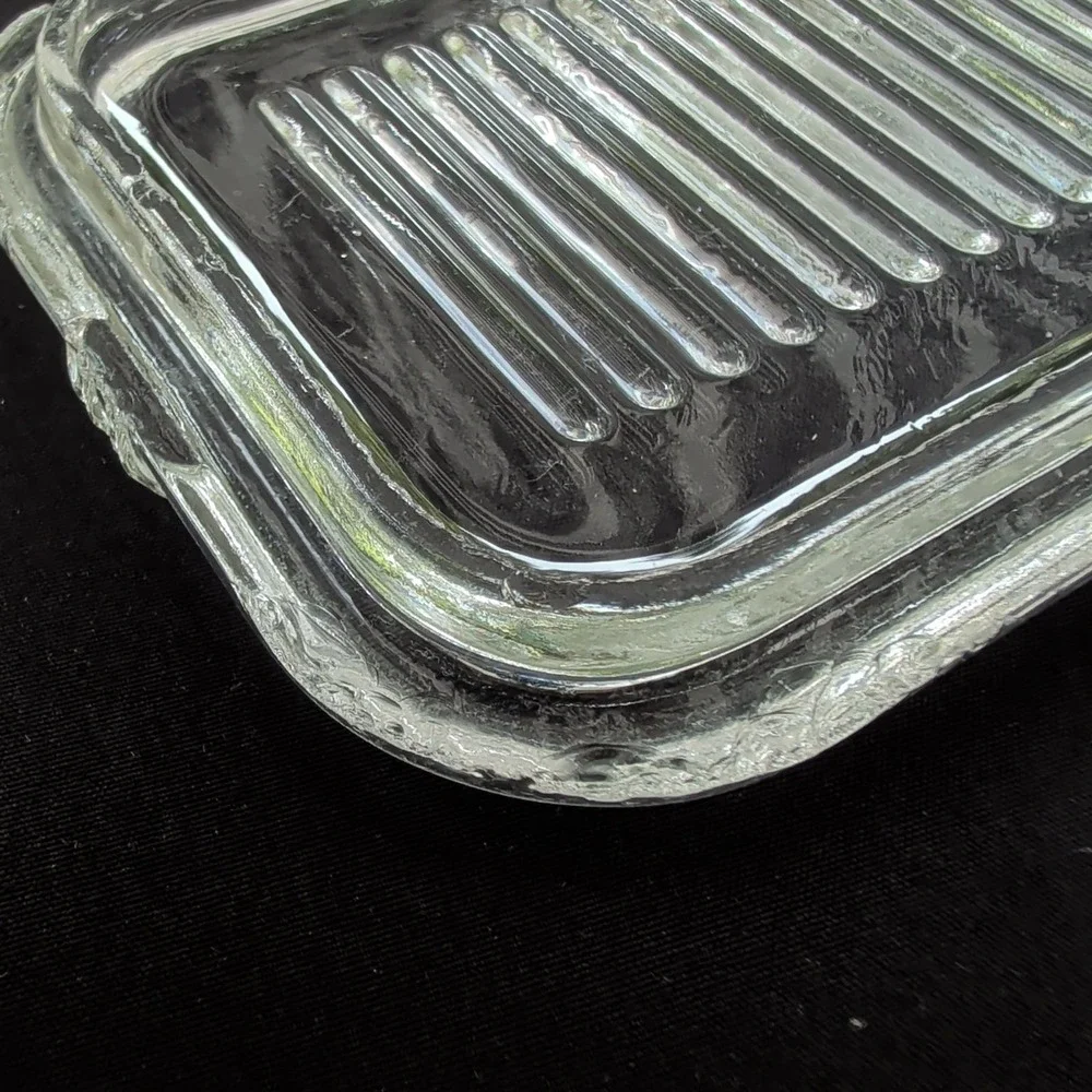 Vintage Clear Glass Ribbed Covered Rectangular Refrigerator Dish FLAWS